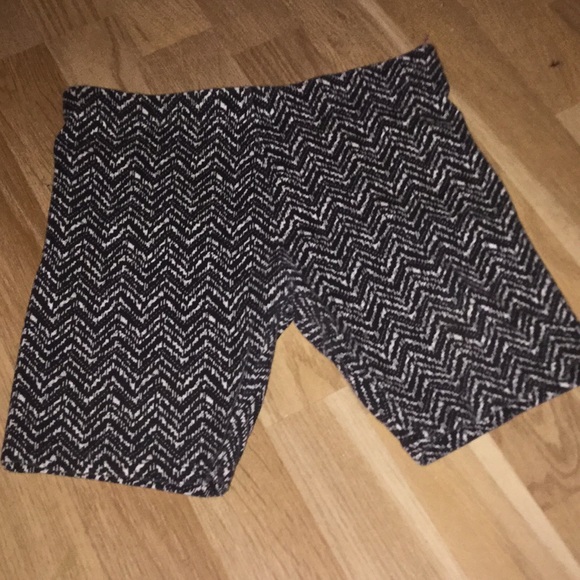 Short - Picture 1 of 1